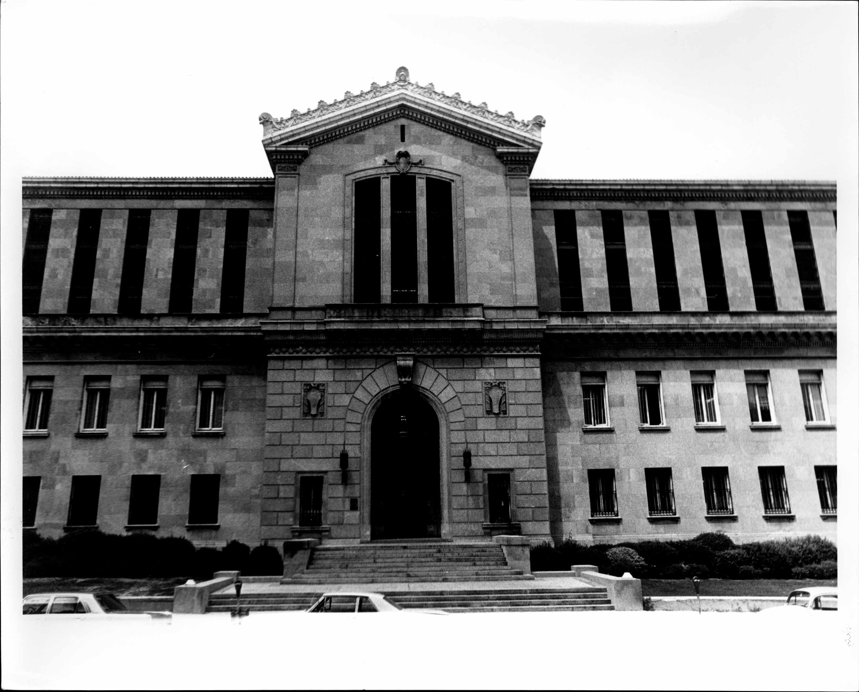 49shelby county jail and criminal court building.jpg